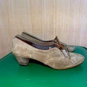 Vintage Leather Kiltie Heels
